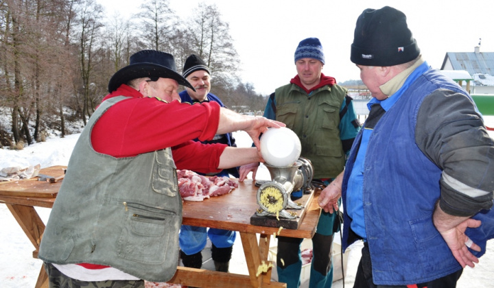 5. fotografia fotogalérie Kultúra a šport / Kocurianske fašiangy v roku 2013