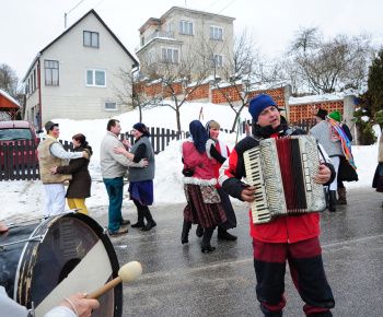Kultúra a šport / Fašiangy na dedine spojené s obecnou zabíjačko