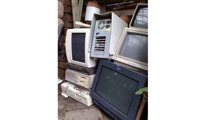Zber elektroodpadu a nebezpečného odpadu